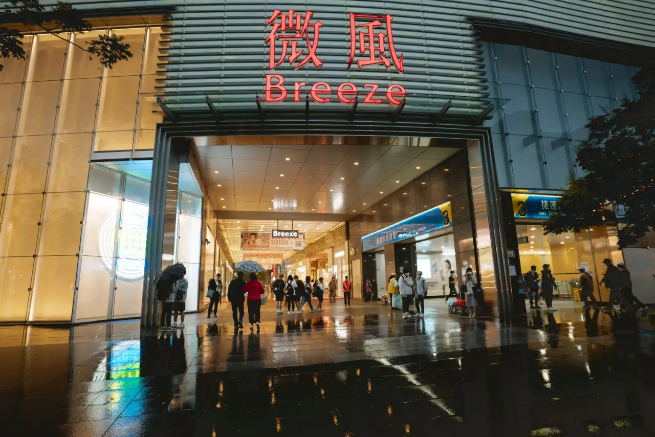 侗族银匠大师杨槐钢银壶银碗定制服务内容与制作流程说明