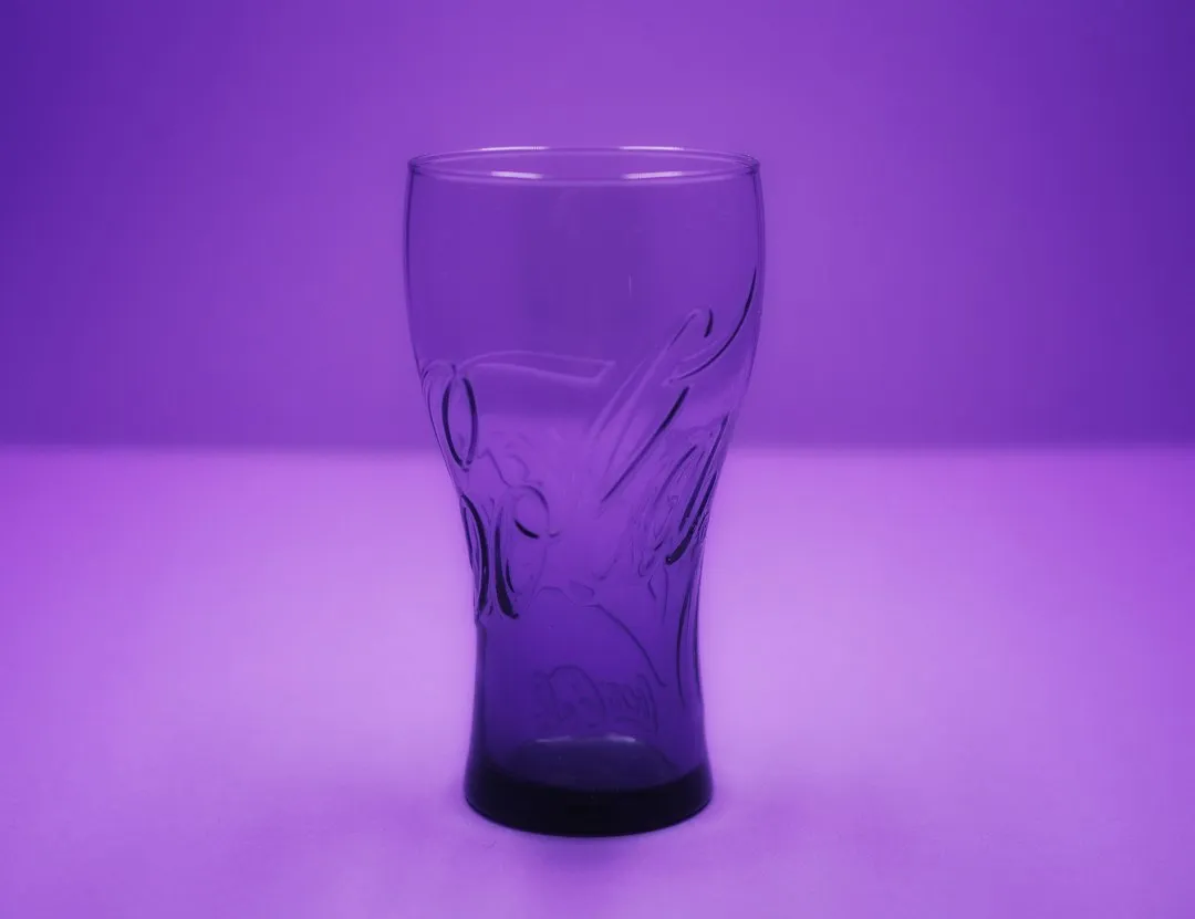 侗族银饰深浮雕工艺解析：杨槐钢银壶錾花技术特点与制作流程